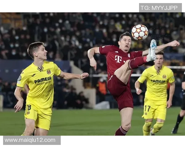 热议广州网球队战术变革与欧冠足球的精彩对比与启示