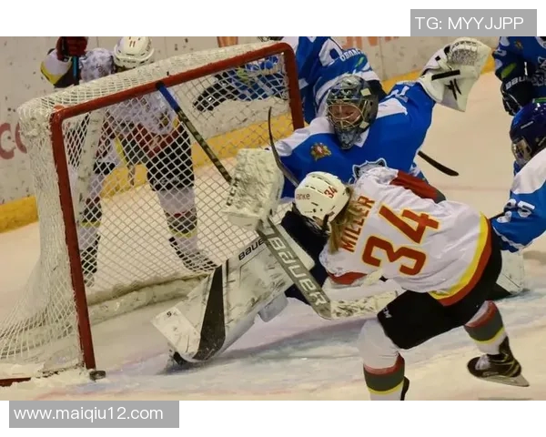 南京极限运动队在运动攀岩联赛中以97分领跑积分榜展现强劲实力