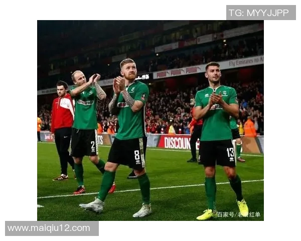 西安足球队近期状态全面解析与对比分析实时数据 西安足球队近期状态全面解析与对比分析实时数据